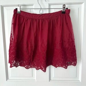 Hollister Dark Red Maroon Lace Overlay Swingy Mini Skirt Size M